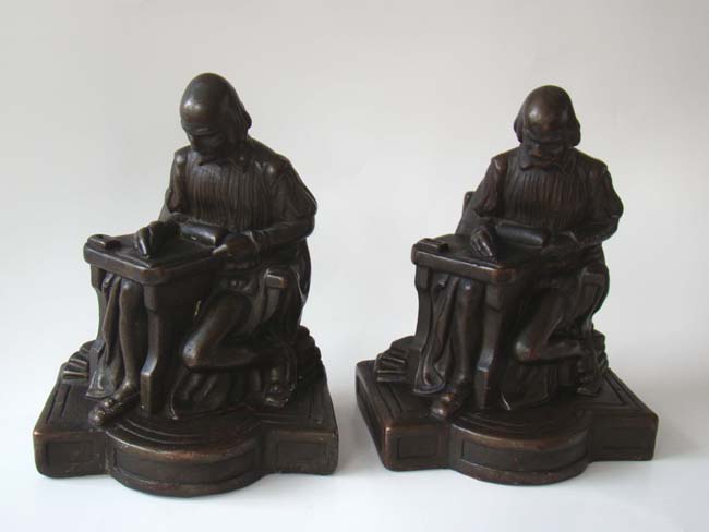 A RARE pair of SHAKESPEARE bookends sculpted by G S Allen and made by the Armor Bronze Co. in 1926 — image 2